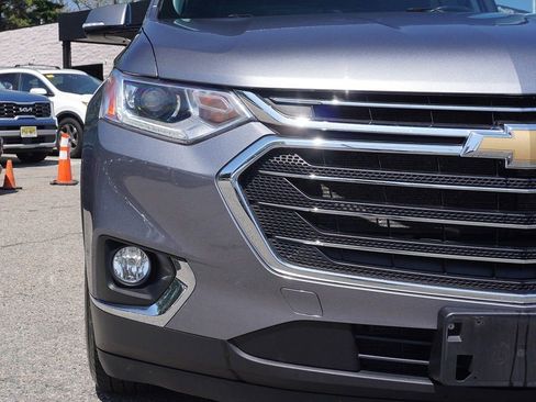 Used 2020 Chevrolet Traverse LT AWD/4WD image 11