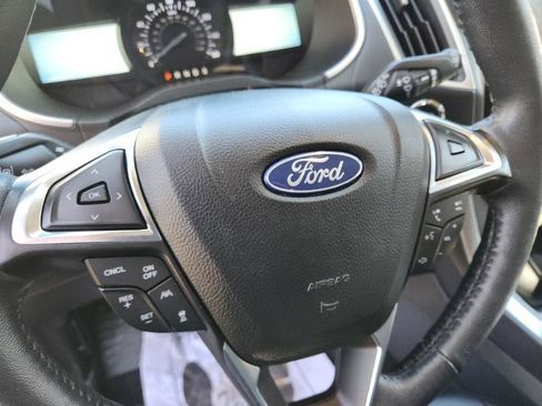 Used 2021 Ford Edge SEL w/ Convenience Package image 11