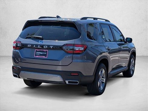 New 2026 Honda Pilot EX-L image 2