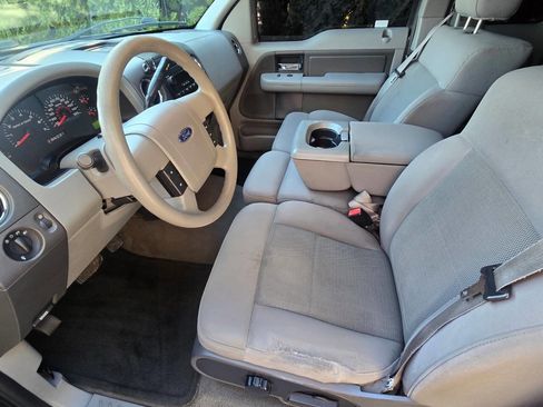 Used 2006 Ford F150 XLT image 3