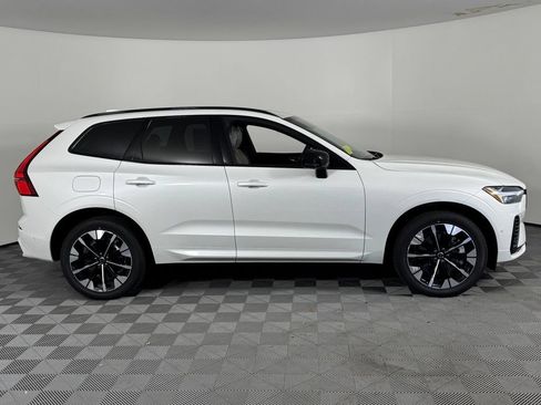 New 2026 Volvo XC60 T8 Plus w/ Protection Package Premier AWD/4WD image 3
