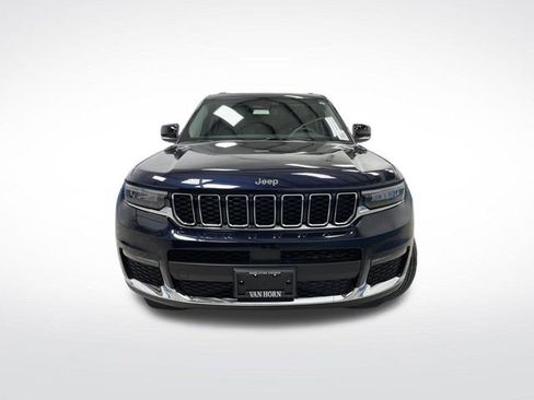 Used 2023 Jeep Grand Cherokee L Limited image 12