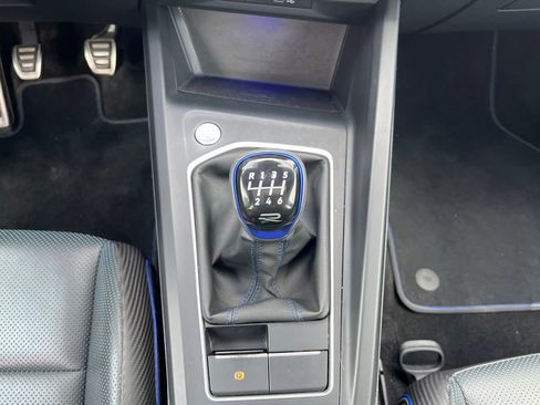 Used 2022 Volkswagen Golf R AWD/4WD image 15