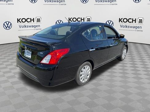 Used 2019 Nissan Versa SV FWD image 8