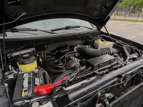 Used 2014 Ford F150 Raptor w/ Equipment Group 801A Luxury image 34