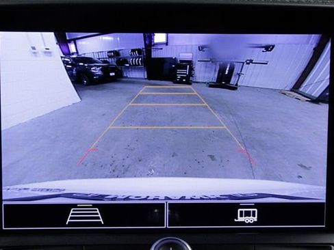 Used 2022 Chevrolet Blazer LT image 35