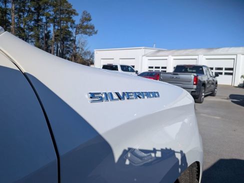 Certified 2023 Chevrolet Silverado 1500 LTZ image 12