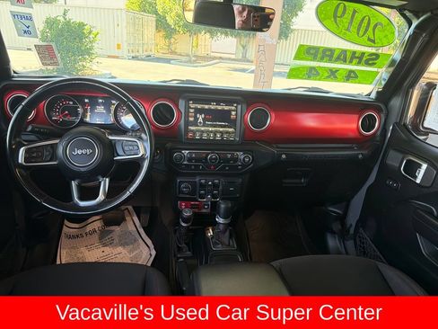 Used 2019 Jeep Wrangler Unlimited Rubicon AWD/4WD image 12