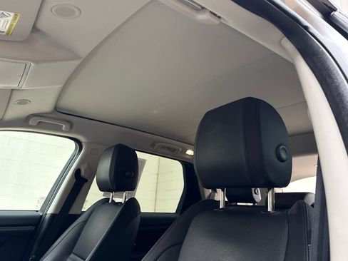 Certified 2021 Land Rover Discovery Sport SE image 12