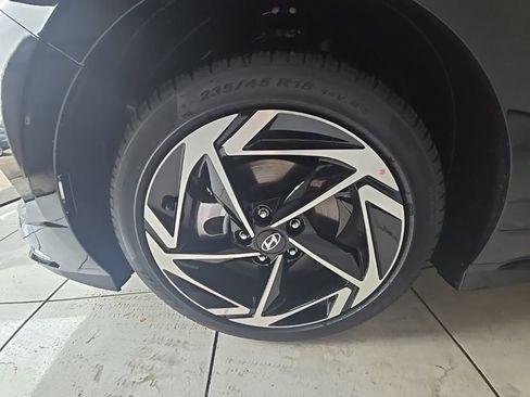 New 2026 Hyundai Sonata SEL FWD image 9