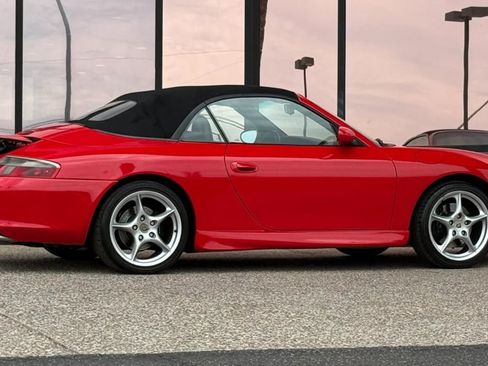 Used 2002 Porsche 911 Carrera 4 AWD/4WD image 18
