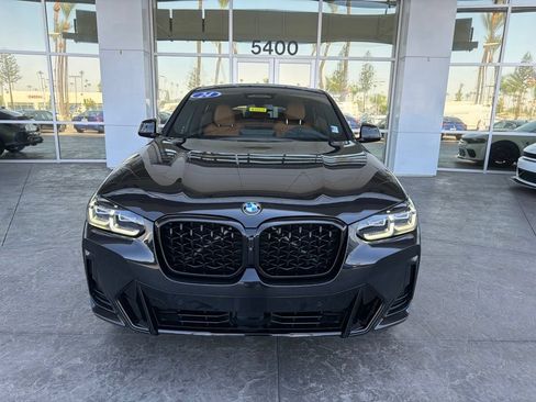 Used 2024 BMW X4 xDrive30i w/ Premium Package AWD/4WD image 2