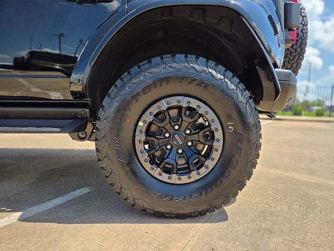 New 2026 Ford Bronco Raptor AWD/4WD image 40