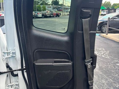 Used 2016 Chevrolet Colorado W/T RWD image 18