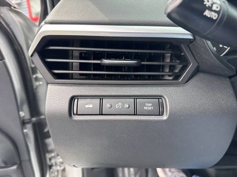 Used 2022 Nissan Altima 2.5 SV image 13