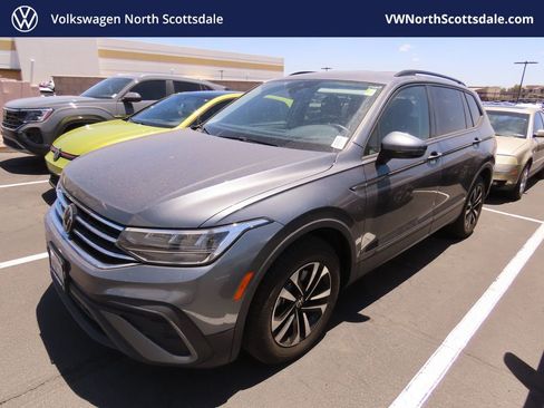 Used 2024 Volkswagen Tiguan S FWD image 1