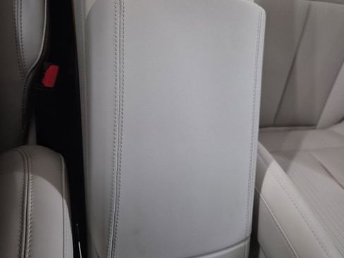 New 2026 Cadillac Vistiq Luxury w/ LPO, Floor Liner Package image 40