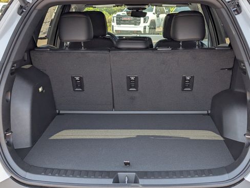 New 2026 Chevrolet Equinox LT FWD image 10