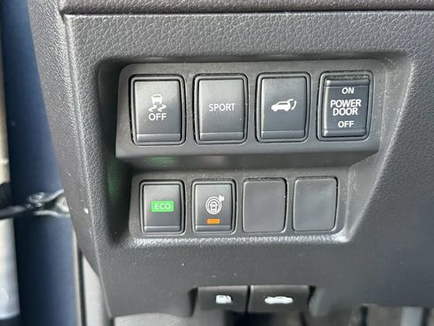 Used 2016 Nissan Rogue SL w/ SL Premium Package FWD image 27