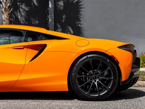 New 2026 McLaren Artura RWD image 22
