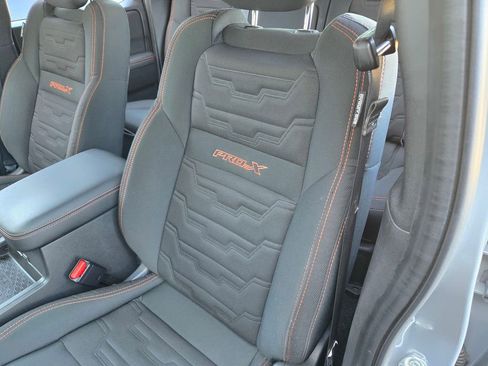 Used 2024 Nissan Frontier Pro-X w/ Pro Convenience Package image 15