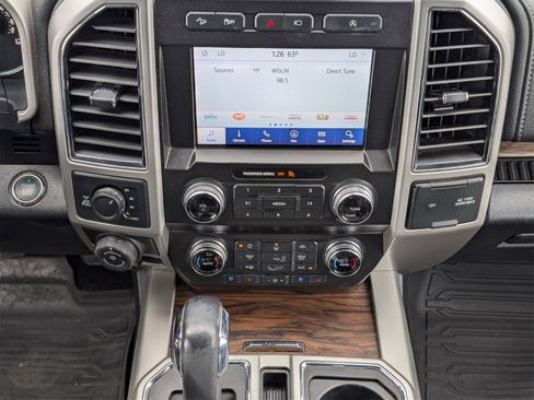 Used 2020 Ford F150 Lariat w/ Equipment Group 502A Luxury image 7