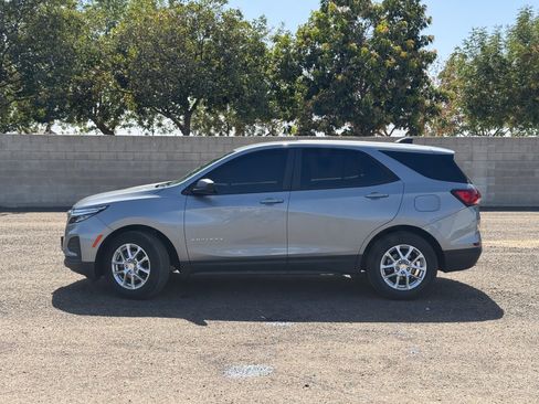 Used 2023 Chevrolet Equinox LS FWD image 8