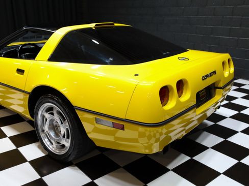 Used 1990 Chevrolet Corvette ZR-1 RWD image 26
