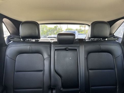 Used 2020 Ford Escape SEL image 19