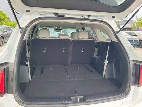 Used 2023 Kia Sorento S FWD image 10