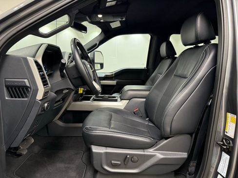 Used 2022 Ford F250 Lariat w/ Lariat Value Package AWD/4WD image 16