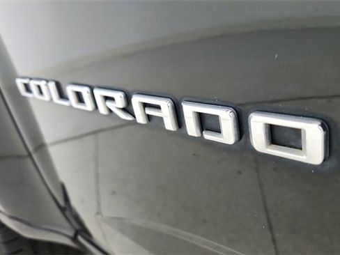 Used 2021 Chevrolet Colorado Z71 image 17