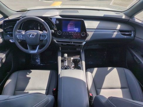 Used 2025 Lexus RX 350 FWD w/ Technology Package image 25