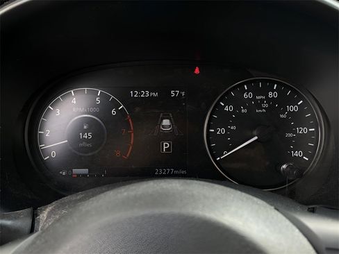 Used 2023 Nissan Kicks SV image 10