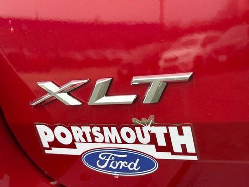 Used 2022 Ford Explorer XLT w/ Equipment Group 202A image 19