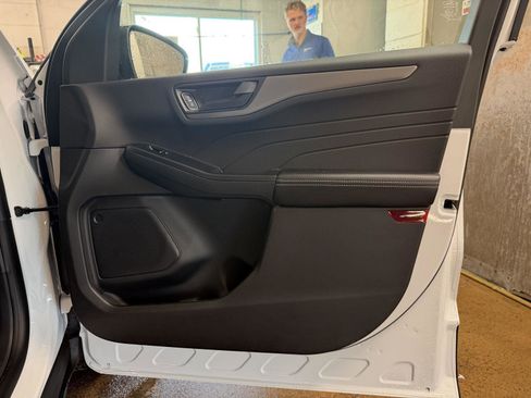 New 2026 Ford Escape Active w/ Cold Weather Package image 27