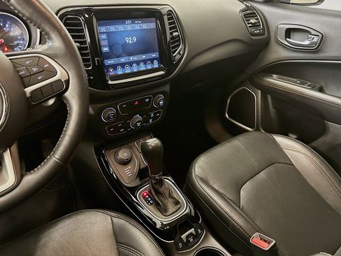 Used 2019 Jeep Compass Limited image 25