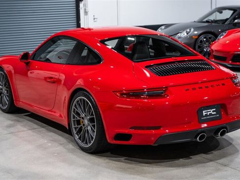 Used 2017 Porsche 911 Carrera S RWD image 4