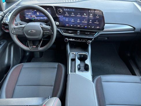 New 2026 Chevrolet Equinox EV RS image 6