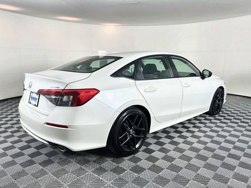 Used 2022 Honda Civic Sport image 6