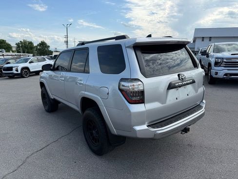 Used 2023 Toyota 4Runner TRD Off-Road Premium image 4