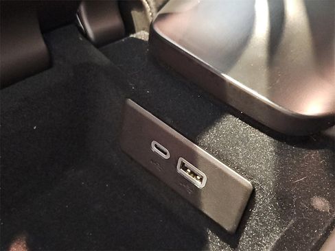 Certified 2024 Chevrolet Corvette E-Ray image 19