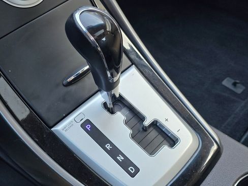 Used 2012 Hyundai Elantra Limited image 33