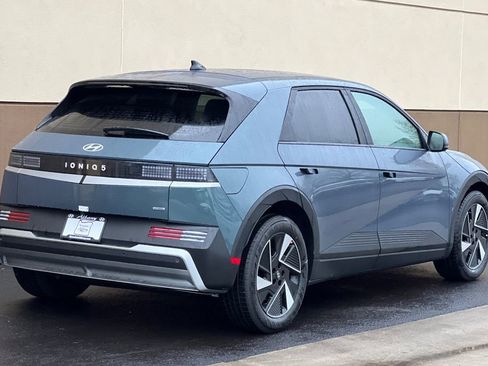 New 2026 Hyundai Ioniq 5 SE image 5