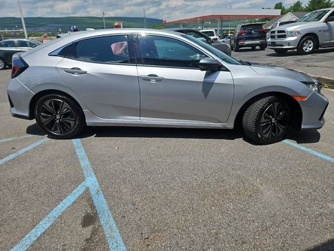 Used 2018 Honda Civic EX image 2