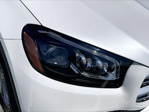 Used 2023 Mercedes-Benz GLS 450 4MATIC image 28