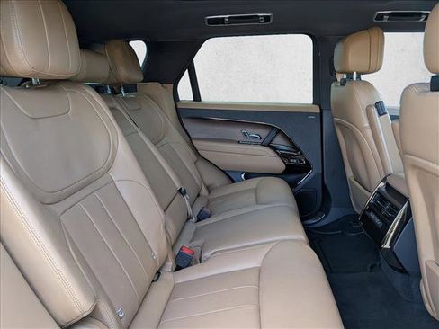Used 2023 Land Rover Range Rover Sport SE AWD/4WD image 14