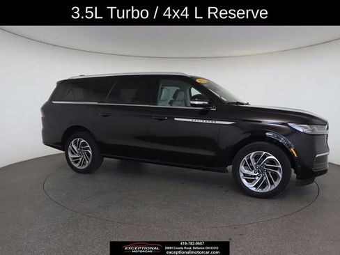 Used 2025 Lincoln Navigator L Reserve AWD/4WD image 25