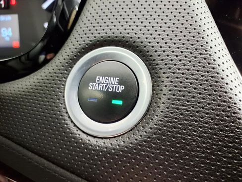 Used 2017 Cadillac XT5 Luxury w/ Driver Awareness Package image 23