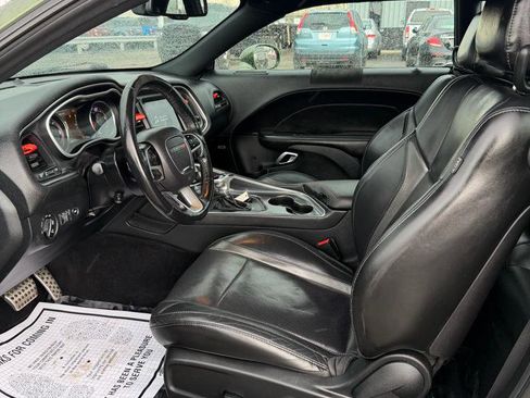 Used 2018 Dodge Challenger GT image 11